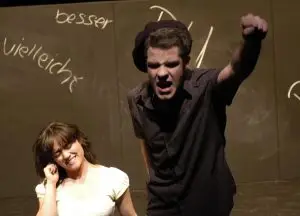 Jugendclub des Staatstheaters Stuttgart bei der Vorstellung "Nichts tät ich lieber"